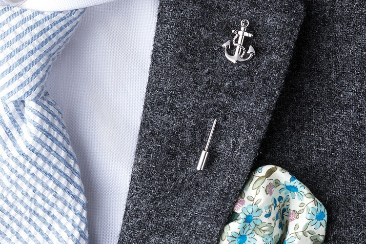 Does Lapel Pin Go in Buttonhole