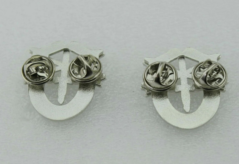 De Oppresso Liber Lapel Pin 2