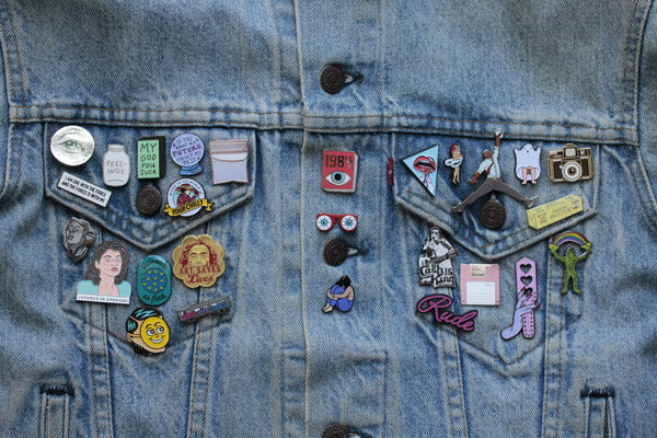 How To Design A Pin Online?