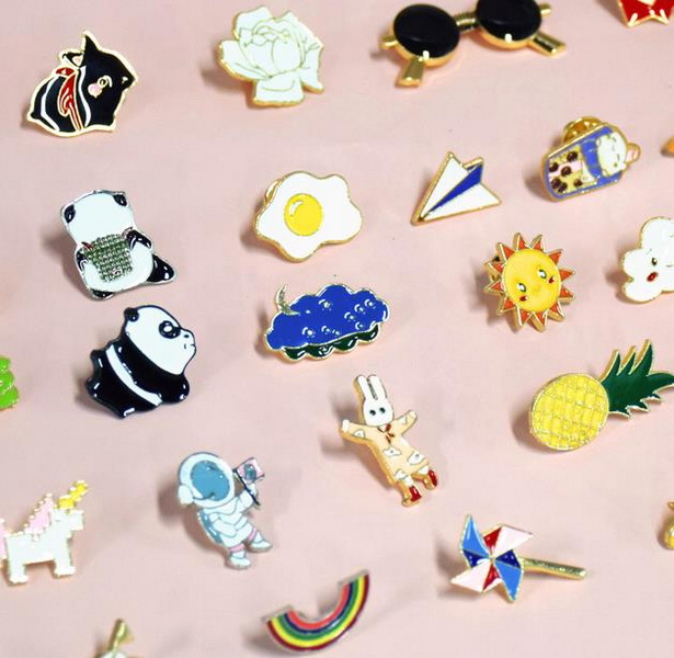 Can You Customize a Ya Boix Enamel Pin?