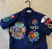 //iororwxhmqprli5p.ldycdn.com/cloud/lmBppKpmlmSRrlrllpoljp/How-to-Properly-Attach-Cub-Scout-Metal-Badges-to-a-Uniform.jpg