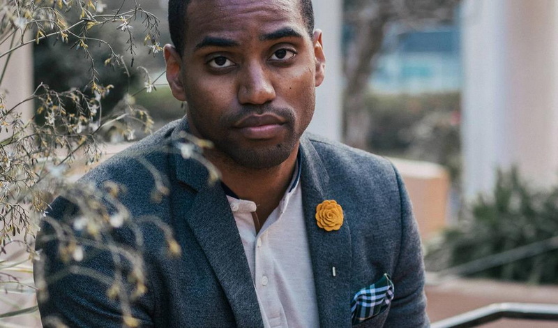 How To Wear A Lapel Pin on A Blazer?