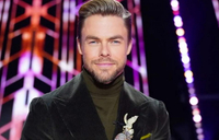 //iororwxhmqprli5p.ldycdn.com/cloud/lnBppKpmlmSRrlpkpkoljm/The-Lapel-Pin-That-Derek-Hough-Wears.jpg