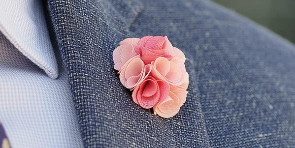 Where To Put Lapel Pin on Suit Jacket 2