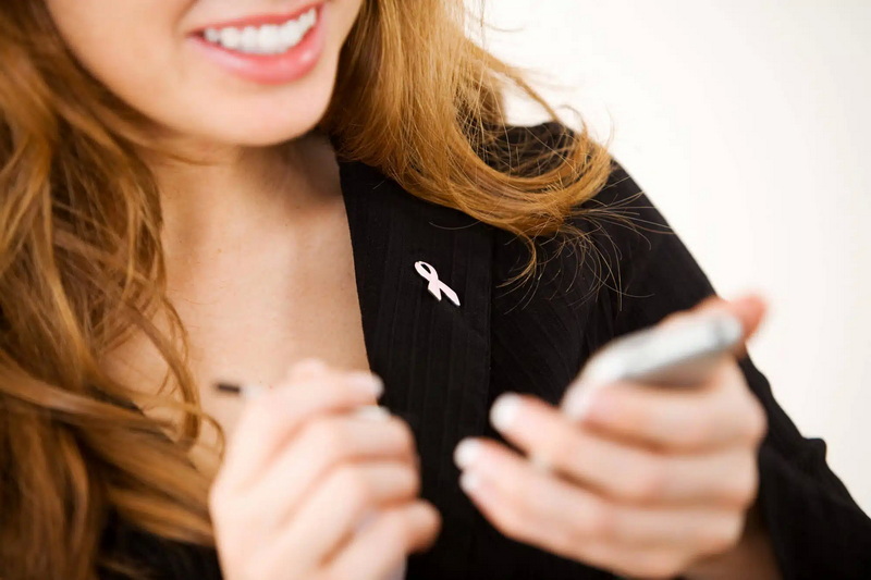 Lapel Pin Trends for Women