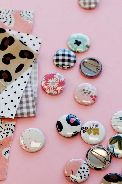 How To Design Button Pins_1