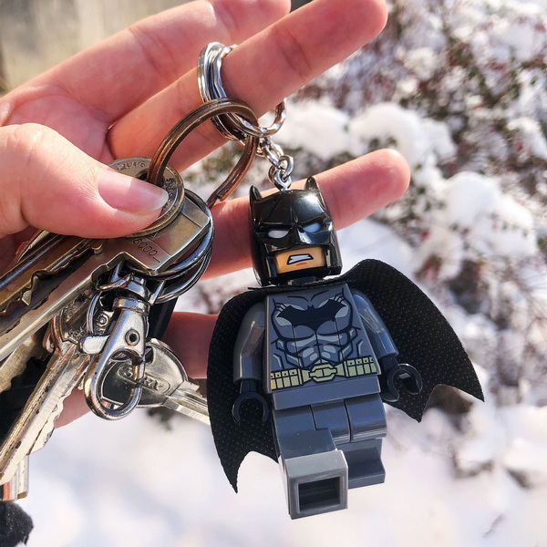 What Are the Features of a Lego Batman Keyring?